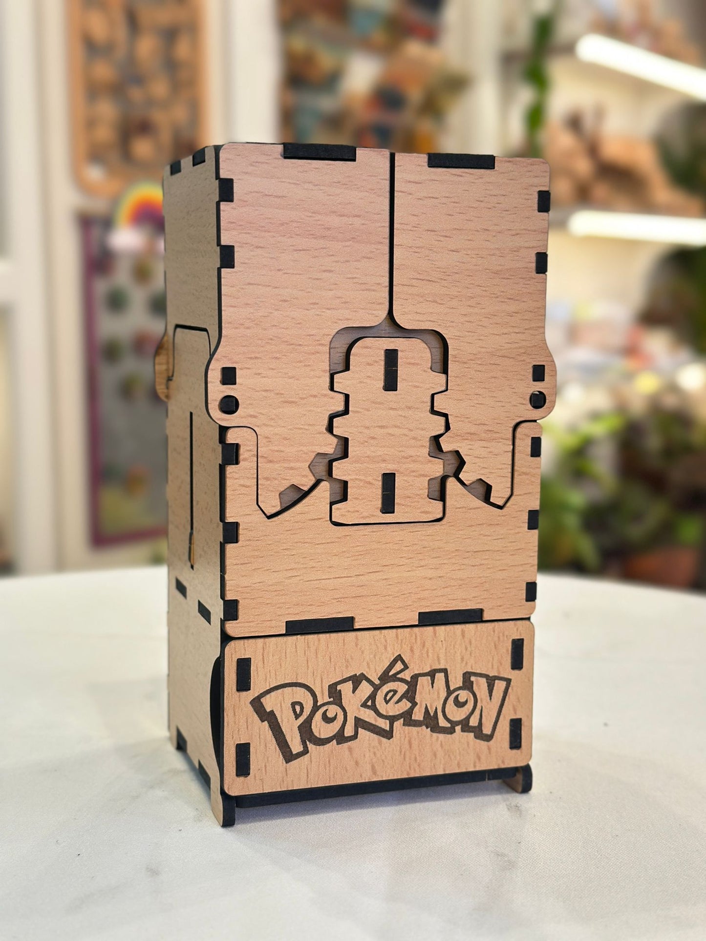 Caja porta Cartas Pokemon